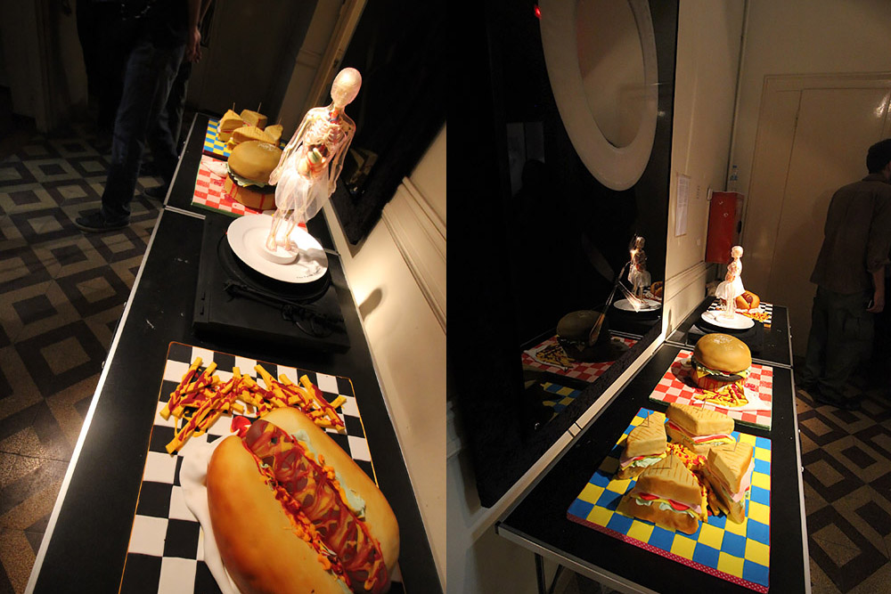 Back to Back | Horror vacui